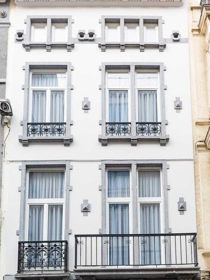 Apartment Secret Royal